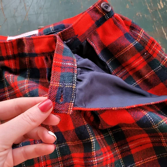 Pendleton Vintage 100% Virgin Wool Red Plaid Skirt Size Small - Picture 3 of 7